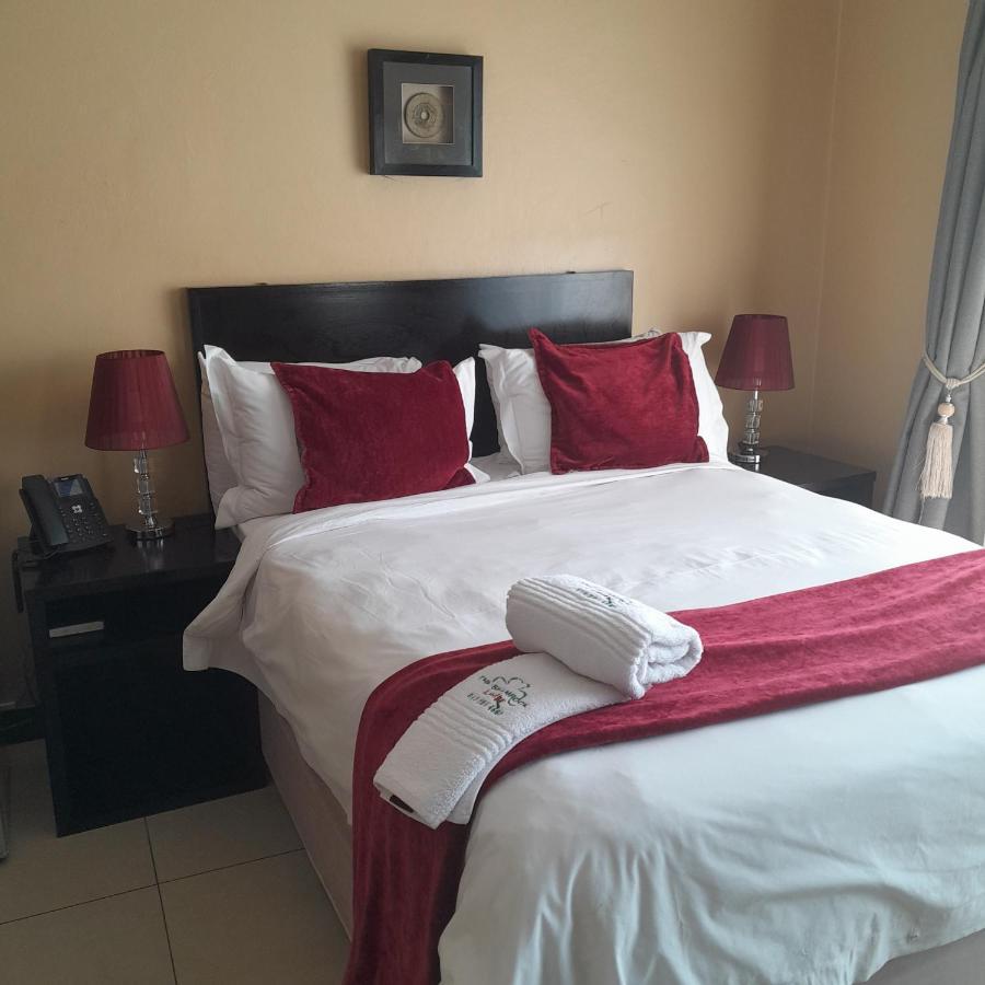 The Shamrock Hotel Polokwane Eksteriør bilde